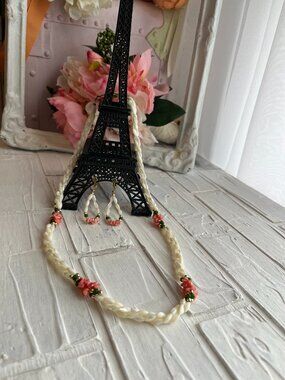 Vintage Pearl Necklace Earring: Coral & Green Accents